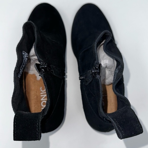 NWOB Vionic Joy Vera Black Suede Water-Resistant Orthotic Ankle Boots Booties 6 - Picture 4 of 12